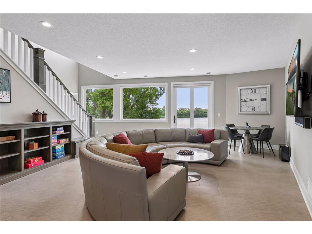1489 Bussard Court Arden Hills MN 55112 - Johanna 7093309 image37