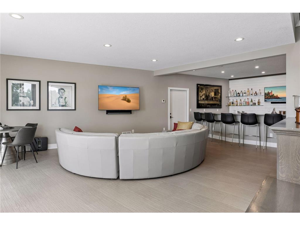 1489 Bussard Court Arden Hills MN 55112 - Johanna 7093309 image38