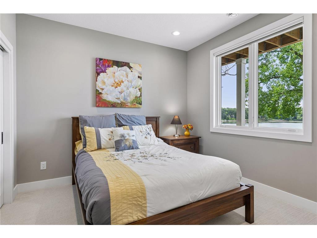 1489 Bussard Court Arden Hills MN 55112 - Johanna 7093309 image46