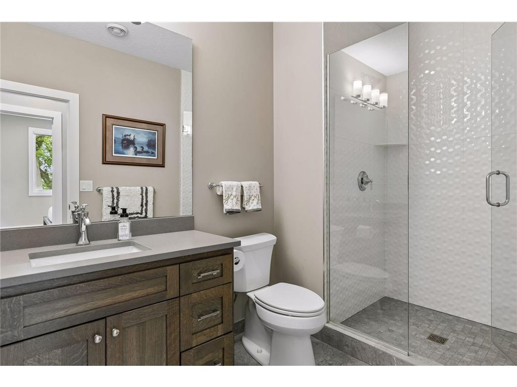 1489 Bussard Court Arden Hills MN 55112 - Johanna 7093309 image48