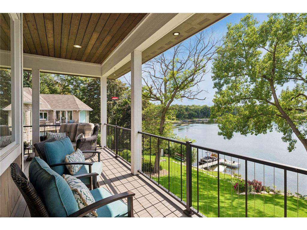 1489 Bussard Court Arden Hills MN 55112 - Johanna 7093309 image54