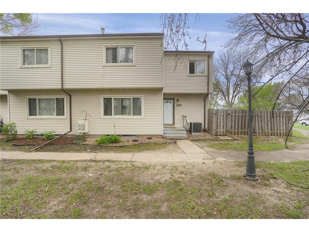 1489 Woodview Avenue E, Eagan, MN 55122 MLS 6365359 Edina Realty