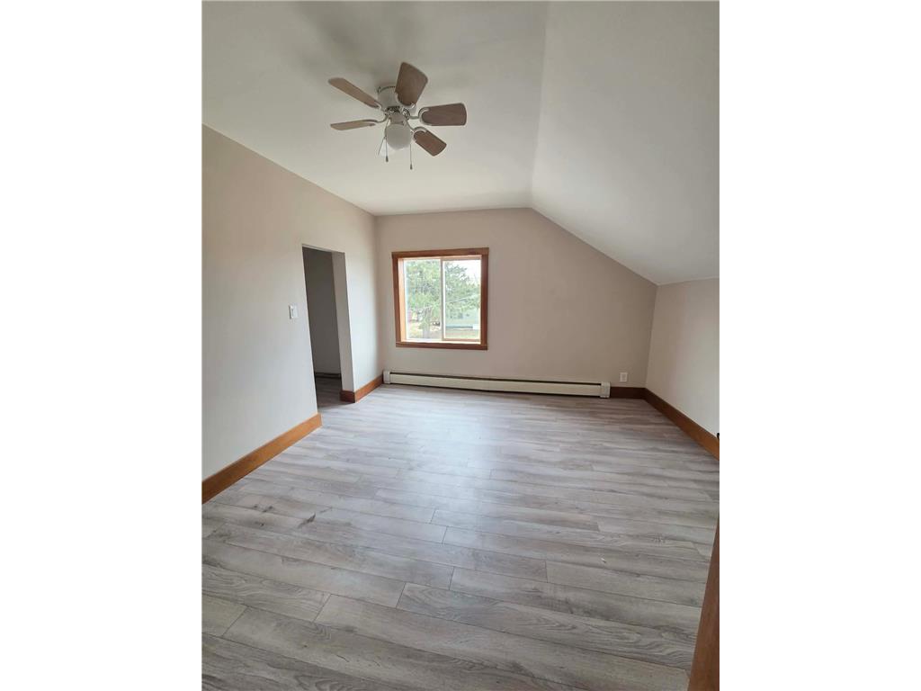 149 E 5th Street Saint Charles MN 55972 7039811 image10
