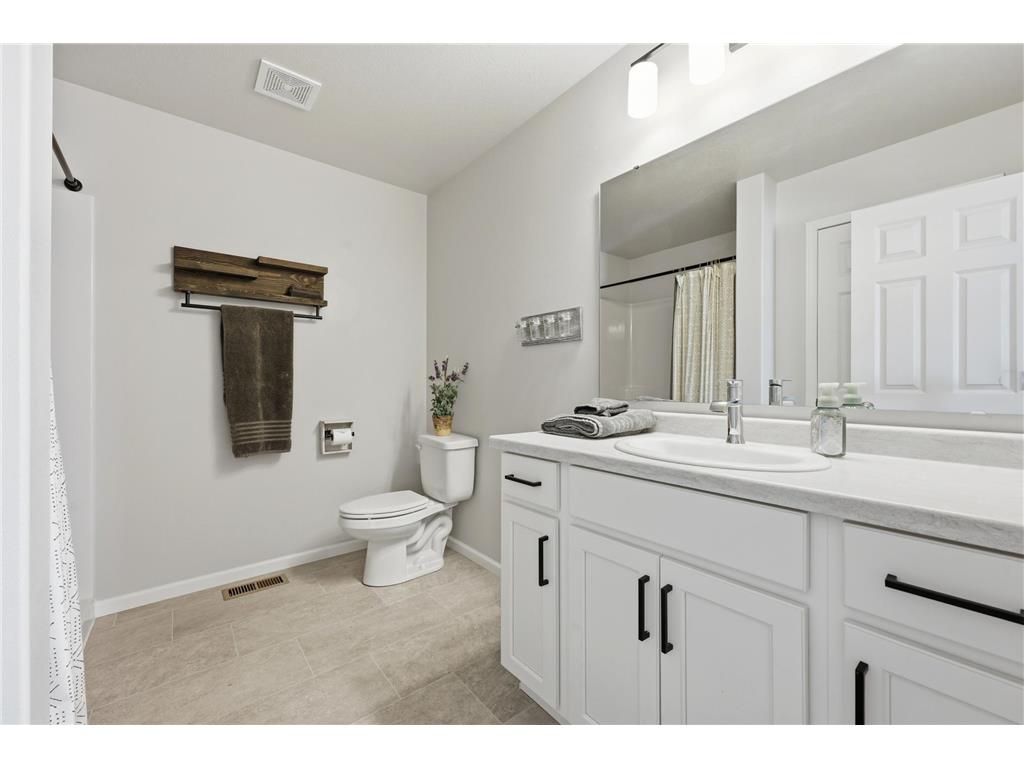 1490 68th Avenue S Fargo ND 58104 7097855 image18
