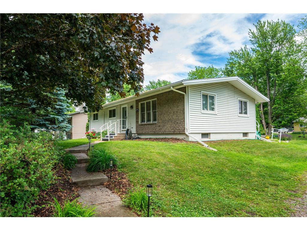 1490 Rainbow Avenue Maple Plain MN 55359 7090120 image2