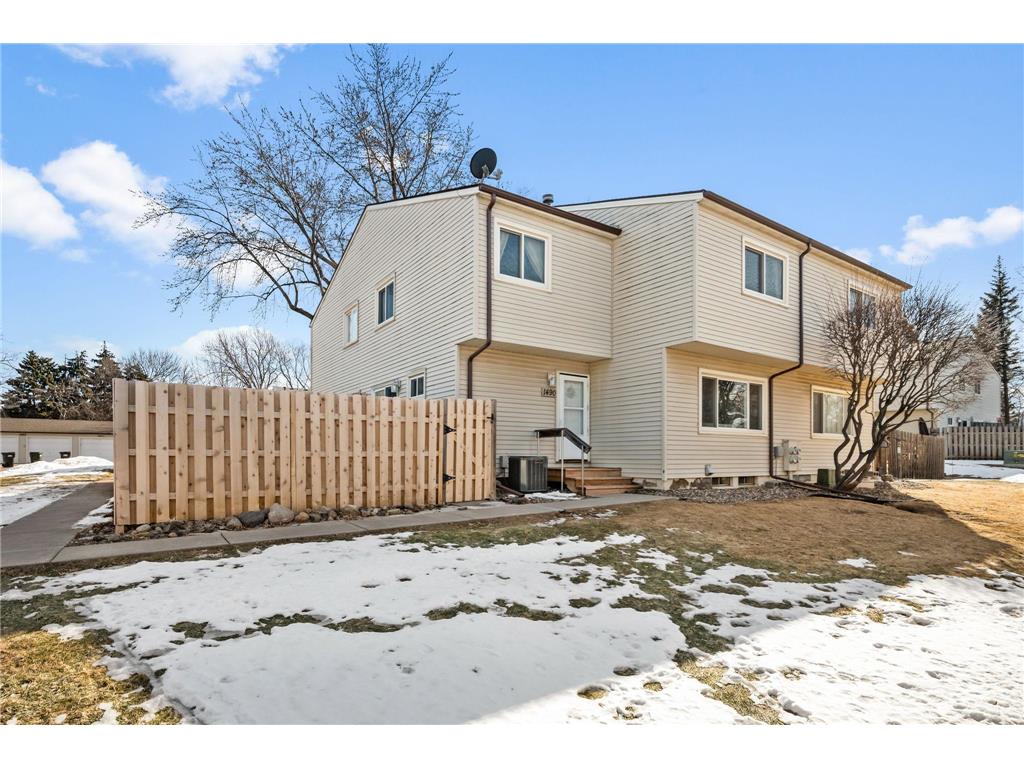 1490 Woodview Avenue E Eagan MN 55122 7031237 image1