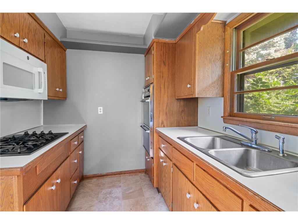 14901 Highway 7 Minnetonka MN 55345 7097501 image4