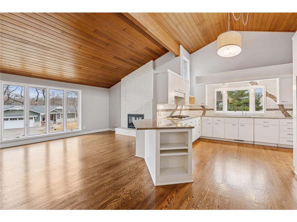 14901 Woodruff Road Minnetonka MN 55391 6645448 image1