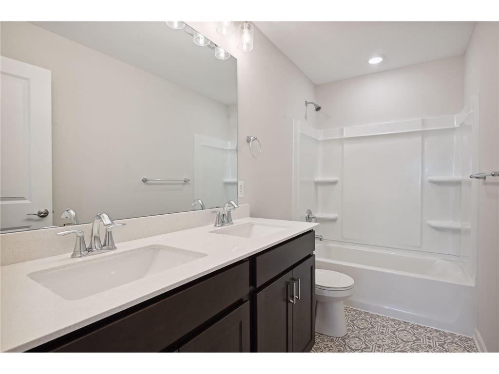 1491 Philipp Way Shakopee MN 55379 6756492 image20