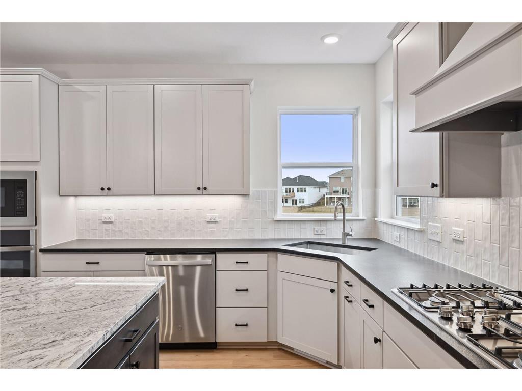 1491 Philipp Way Shakopee MN 55379 6756492 image6