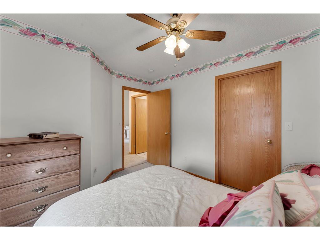 14915 57th Street N Oak Park Heights MN 55082 6812159 image35