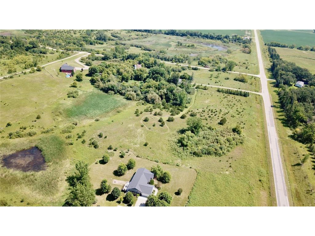 xxxx 195th Avenue NE Hawick MN 56273 6772349 image1