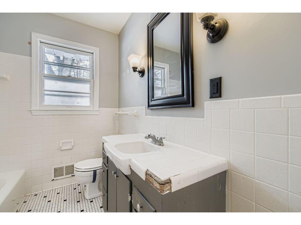 14921 Belvoir Drive Minnetonka MN 55345 7013573 image23