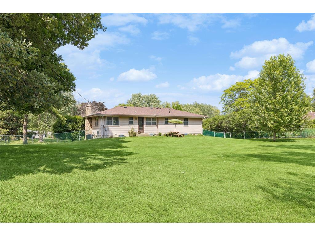 14925 32nd Avenue N Plymouth MN 55447 7100563 image23