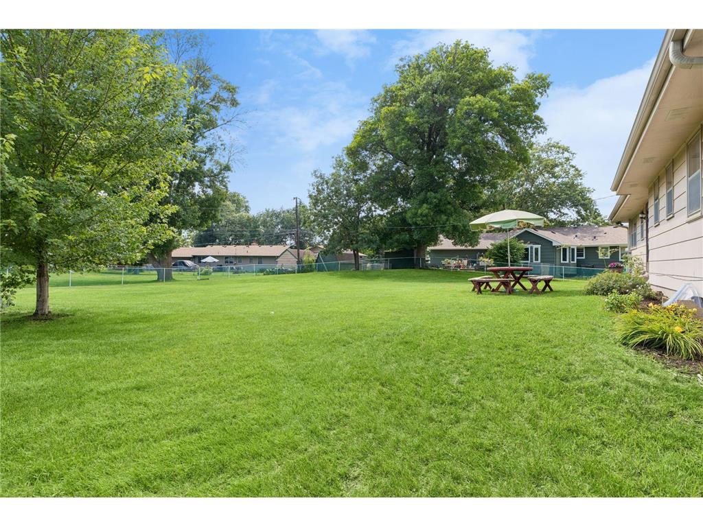 14925 32nd Avenue N Plymouth MN 55447 7100563 image4