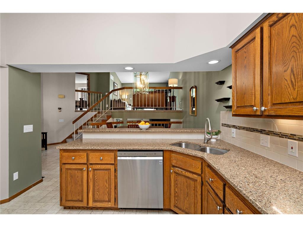 14925 45th Avenue N Plymouth MN 55446 7068038 image9