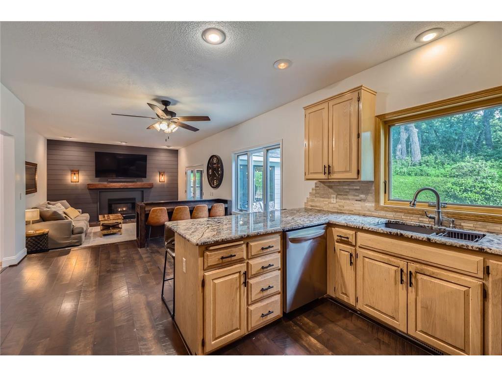 14925 Oak Ridge Court W Burnsville MN 55306 7055889 image7