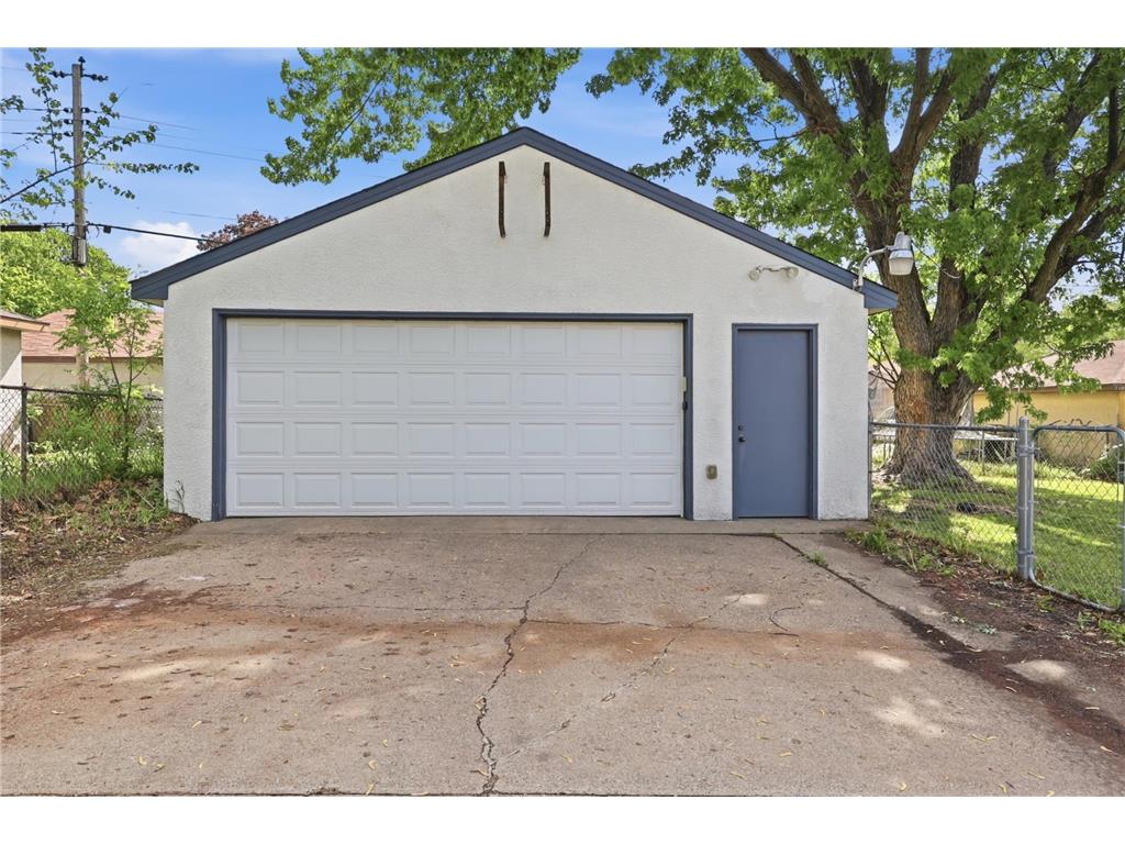 1494 Etna Street Saint Paul MN 55106 7063428 image26
