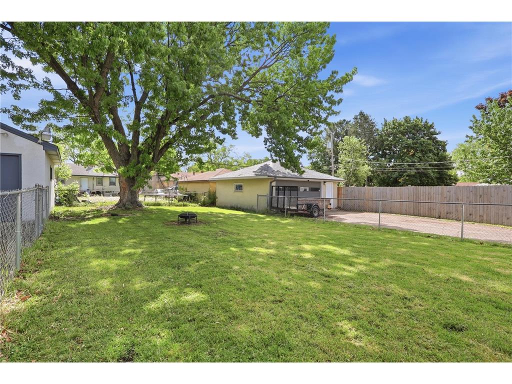 1494 Etna Street Saint Paul MN 55106 7063428 image28