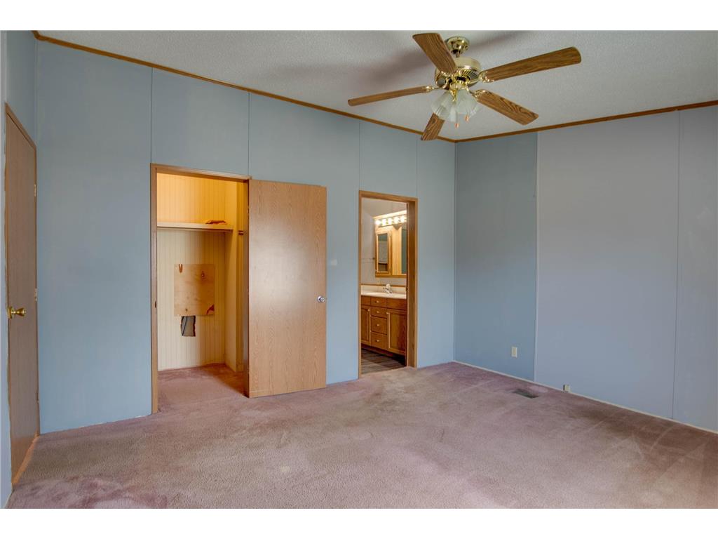 14948 500th Street Becida MN 56678 7072177 image12