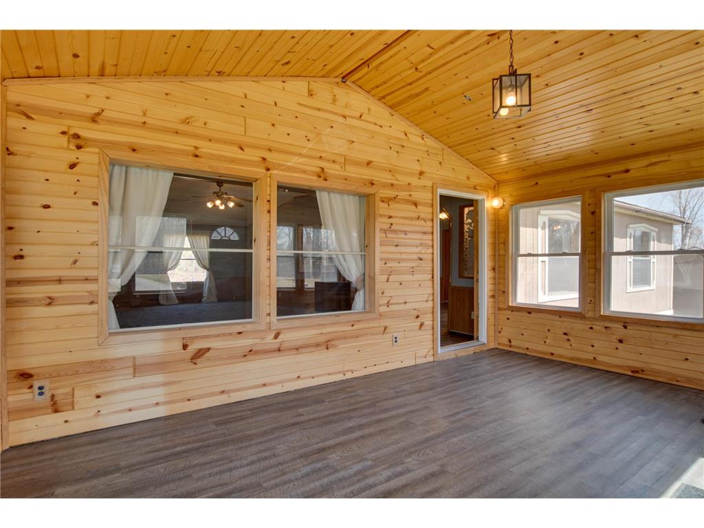 14948 500th Street Becida MN 56678 7072177 image4