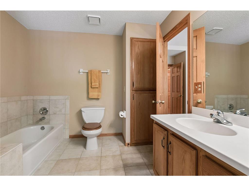 1495 132nd Avenue NW Coon Rapids MN 55448 7091199 image26