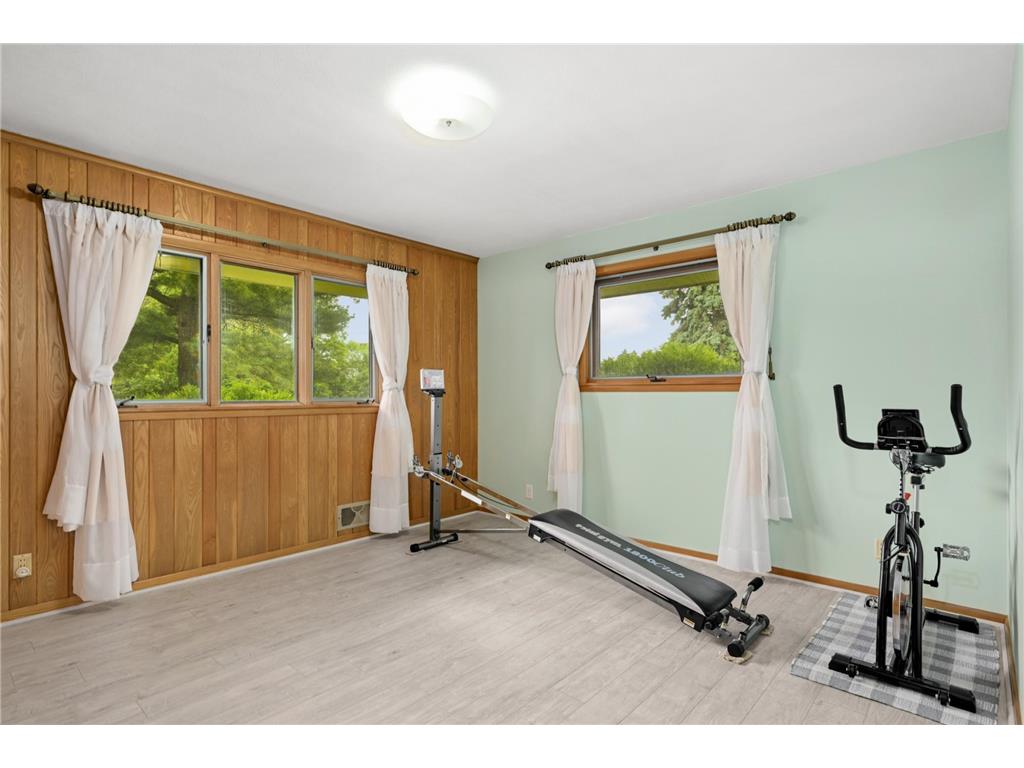 1495 County Road B2 W Roseville MN 55113 - Zimmerman Lake 7087936 image17