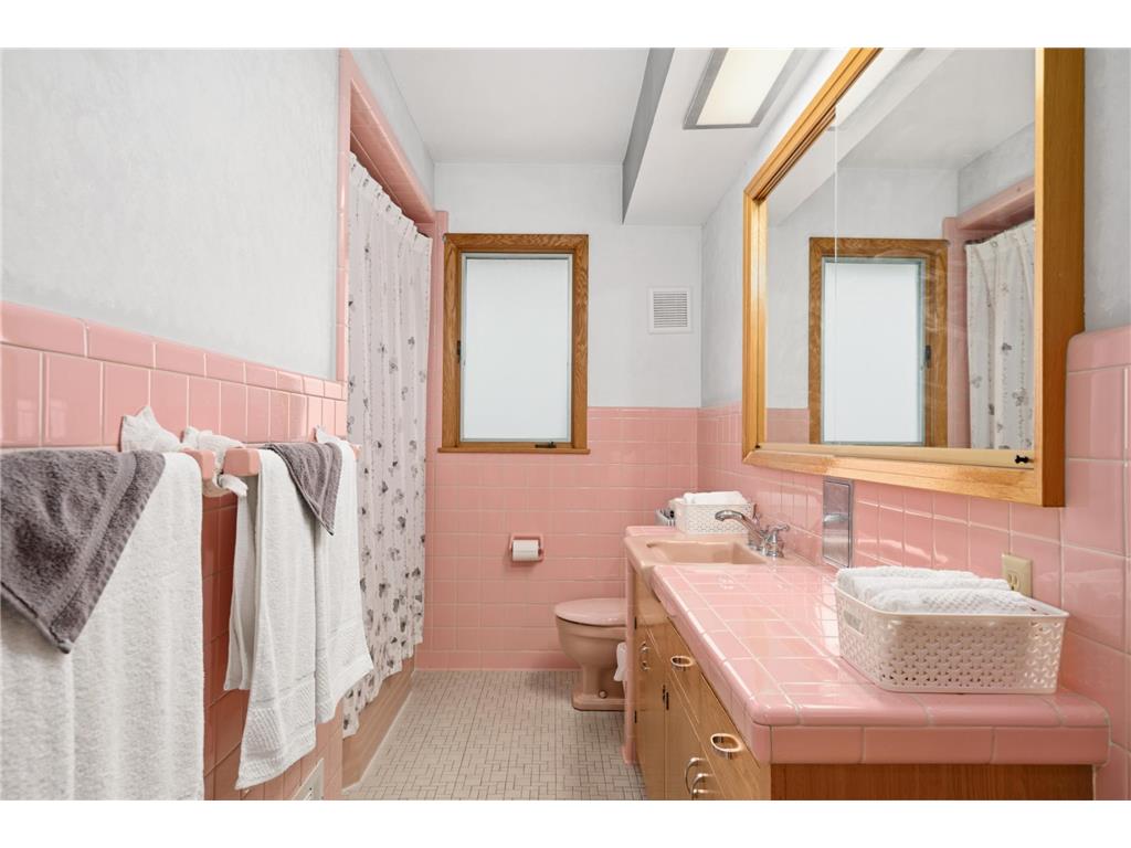 1495 County Road B2 W Roseville MN 55113 - Zimmerman Lake 7087936 image19