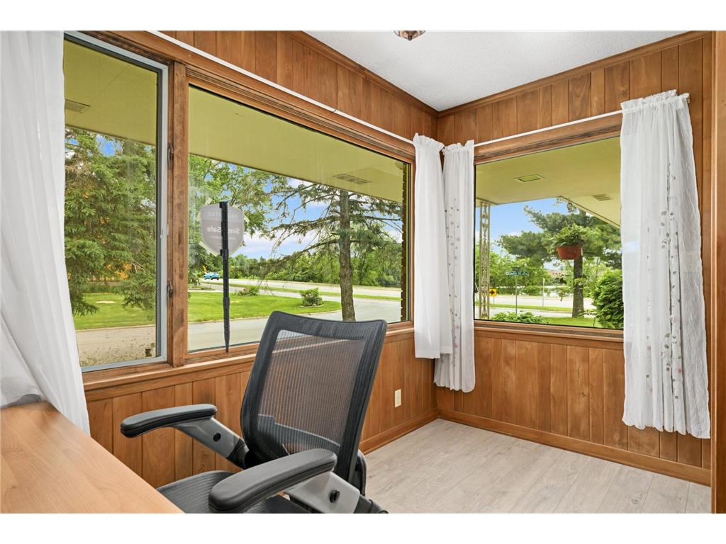 1495 County Road B2 W Roseville MN 55113 - Zimmerman Lake 7087936 image20