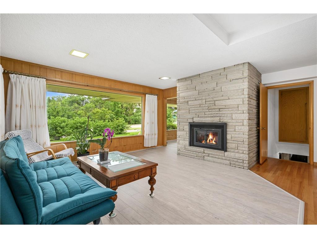 1495 County Road B2 W Roseville MN 55113 - Zimmerman Lake 7087936 image6