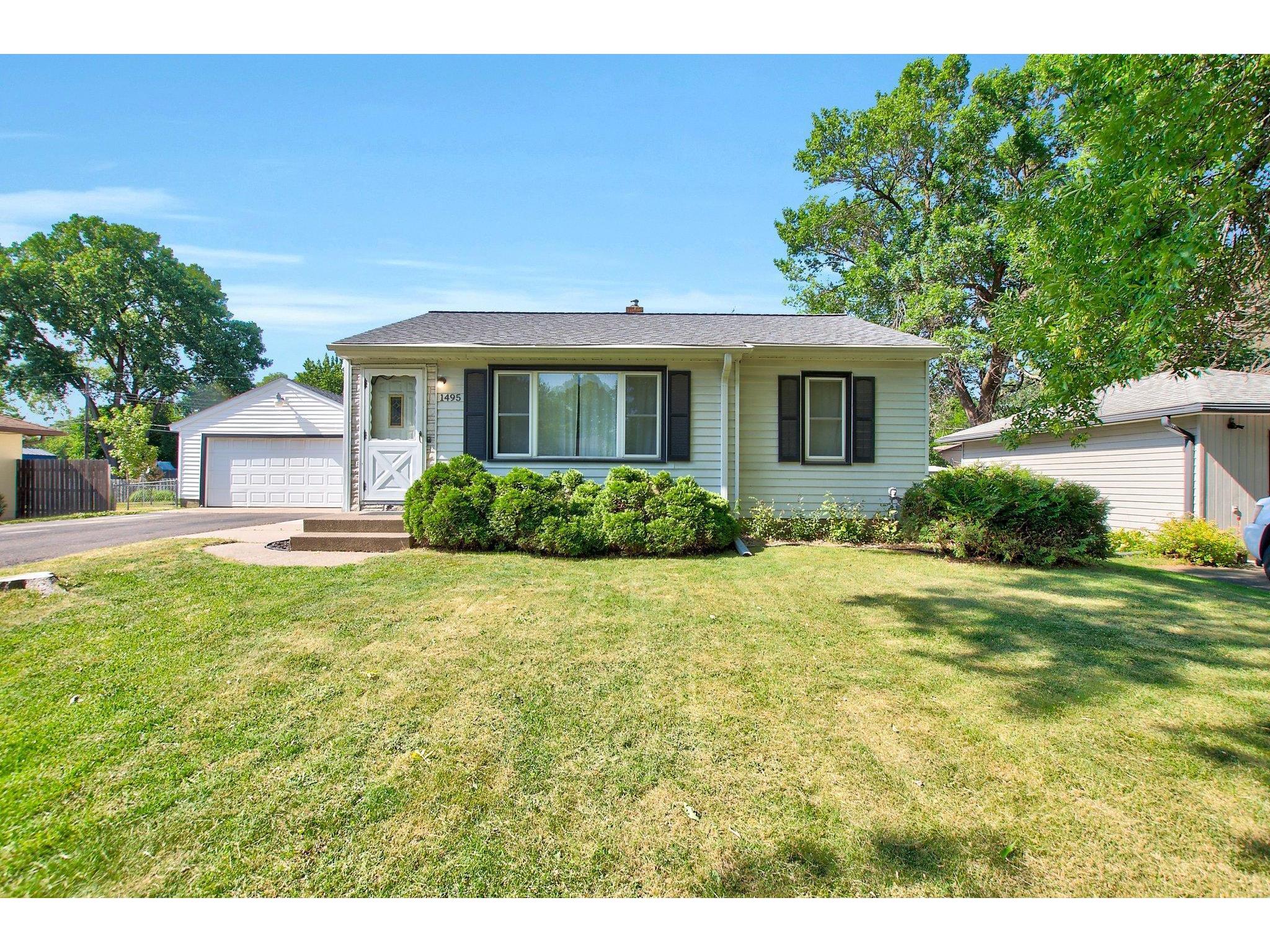 1495 Laurie Road E Maplewood MN 55109 6023475 image1