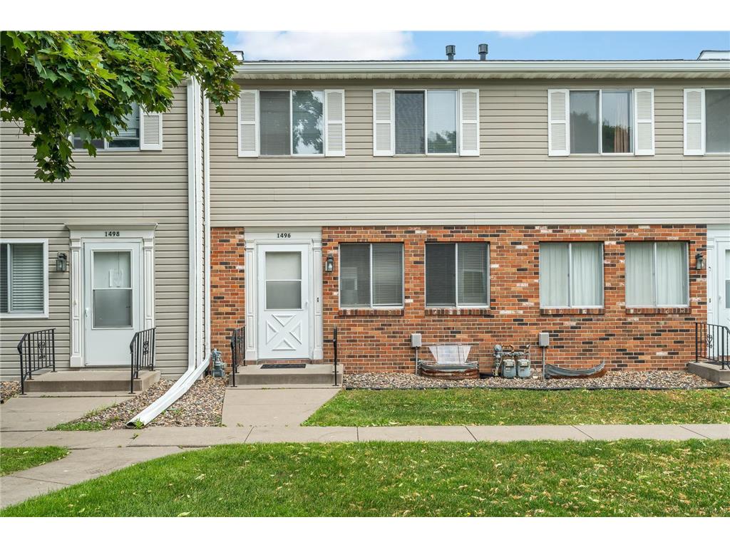 1496 Goodwin Avenue N Oakdale MN 55128 6375524 image1