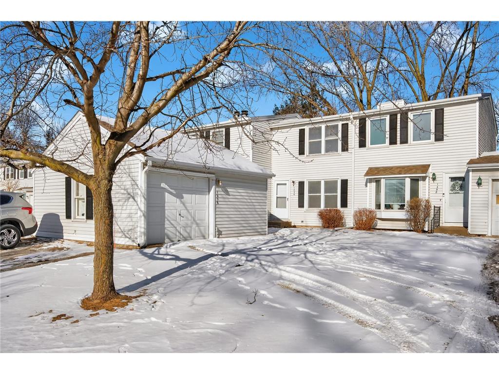 1496 Granada Avenue N Oakdale MN 55128 7016384 image1