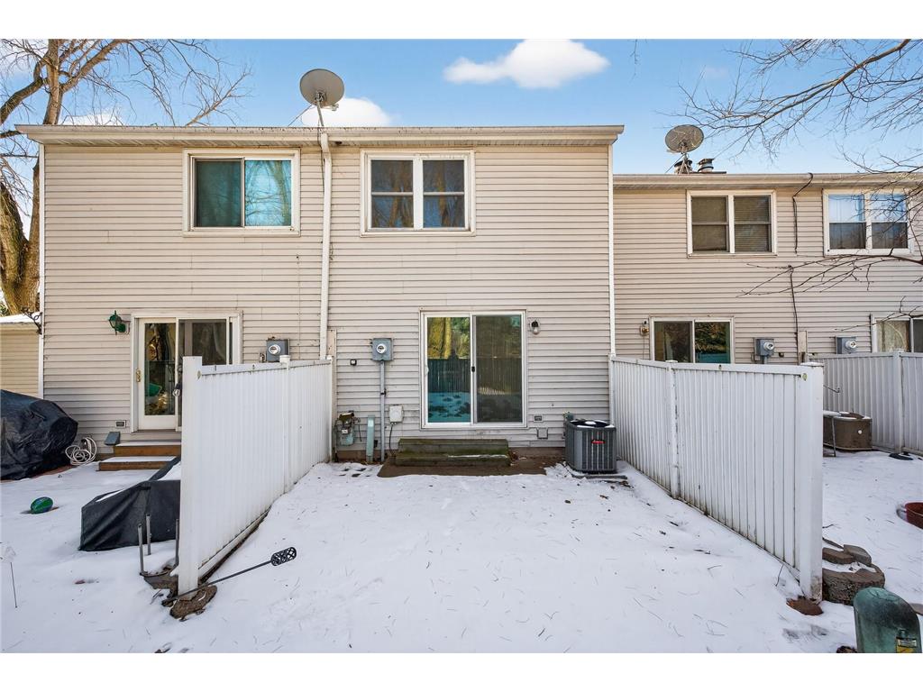 1496 Granada Avenue N Oakdale MN 55128 7016384 image20