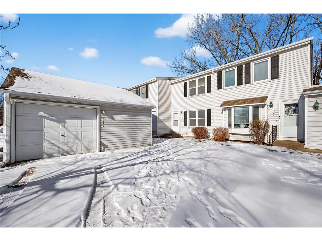 1496 Granada Avenue N Oakdale MN 55128 7016384 image32