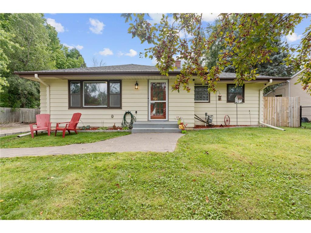 1496 Laurie Road E Maplewood MN 55109 6764902 image1