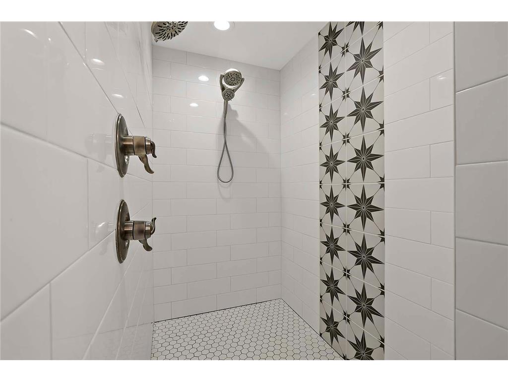 1498 Tyrone Drive Shakopee MN 55379 7013150 image22