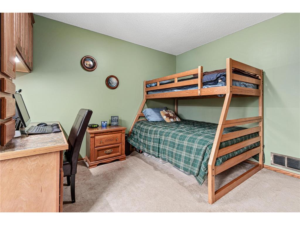 15 Apfelridge Court South Saint Paul MN 55075 7053199 image20