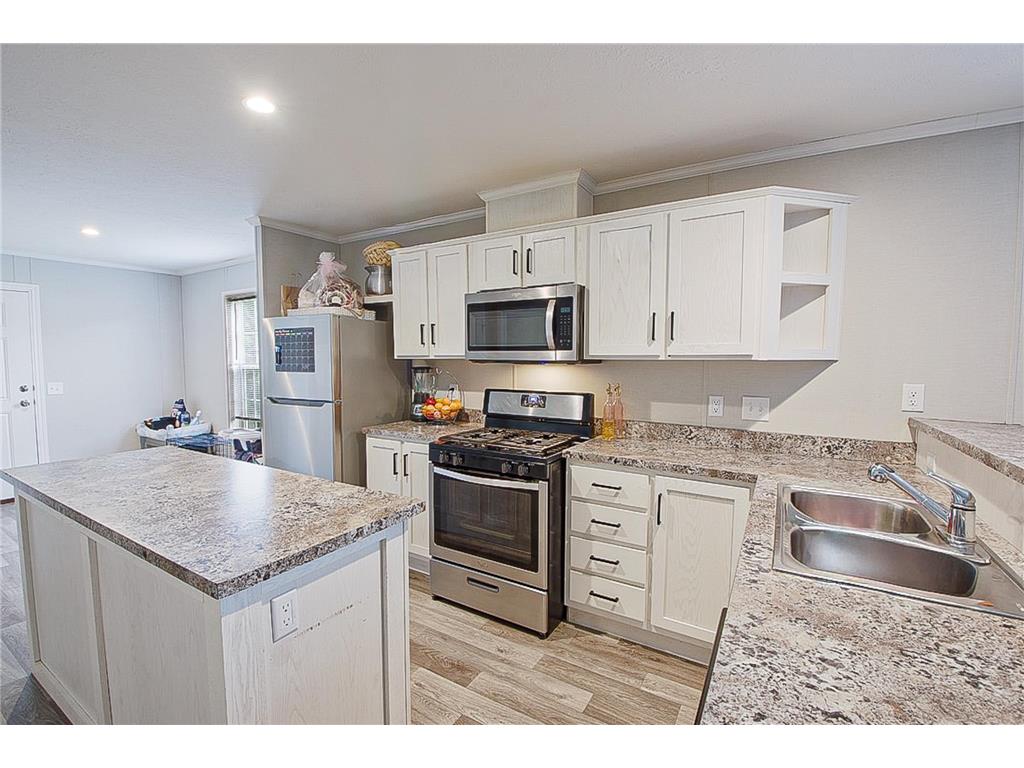 15 Arbor Street Saint Cloud MN 56301 6817361 image3