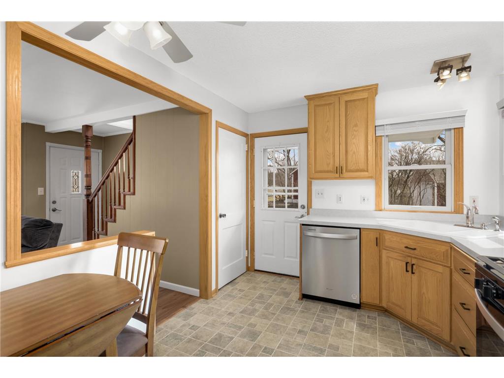 15 Circle Drive Circle Pines MN 55014 7027126 image6