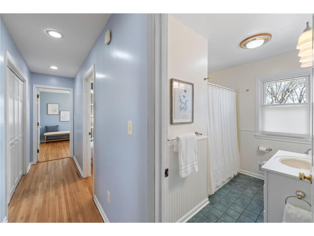 15 E 68th Street Richfield MN 55423 7043251 image20