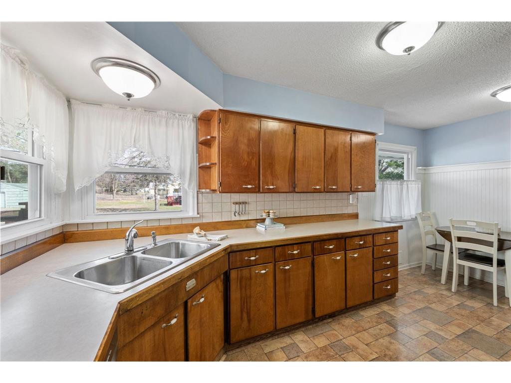 15 E 68th Street Richfield MN 55423 7043251 image8