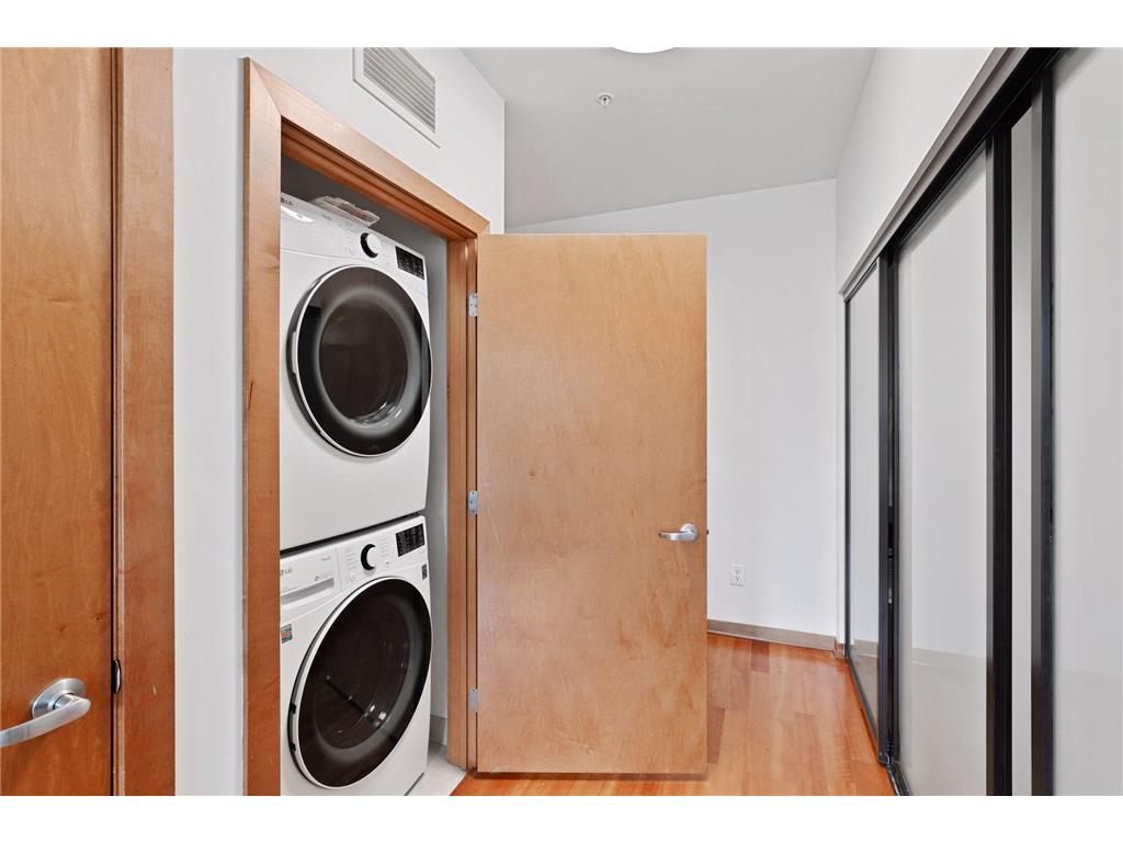 15 E Franklin Avenue #211 Minneapolis MN 55404 7063936 image9