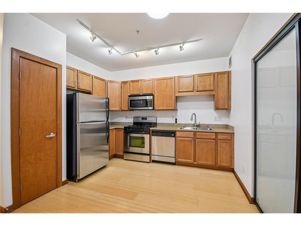 15 E Franklin Avenue #224 Minneapolis MN 55404 7029920 image2