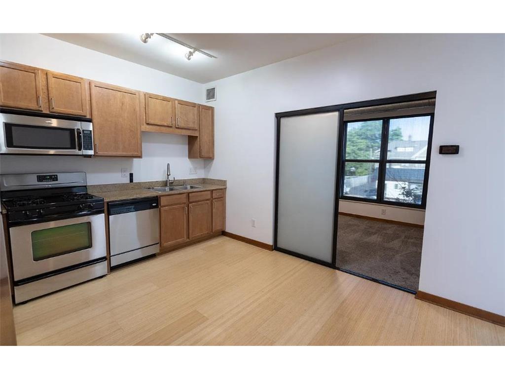 15 E Franklin Avenue #224 Minneapolis MN 55404 7029920 image6