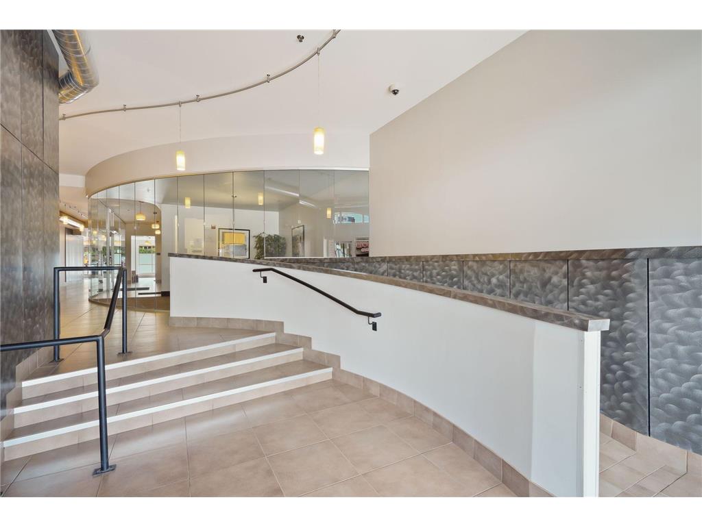 15 E Franklin Avenue #306 Minneapolis MN 55404 7018369 image3