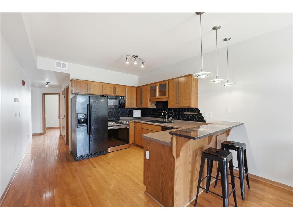 15 E Minnesota Street #211 Saint Joseph MN 56374 7062063 image1
