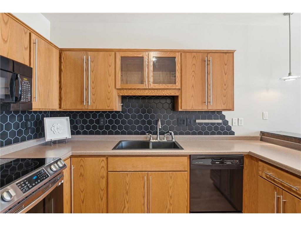 15 E Minnesota Street #211 Saint Joseph MN 56374 7062063 image3