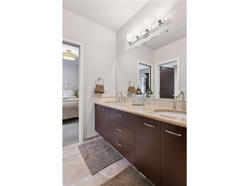 15 Queensland Lane N Plymouth MN 55447 7009221 image20