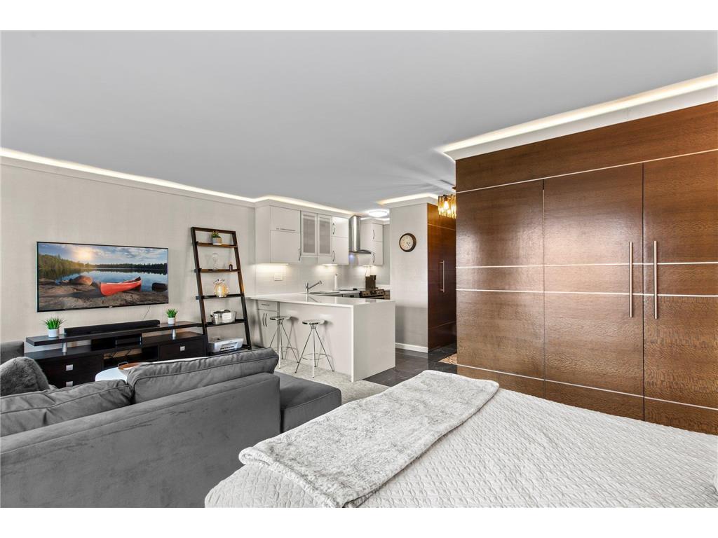 15 S 1st Street #A1108 Minneapolis MN 55401 7043529 image15